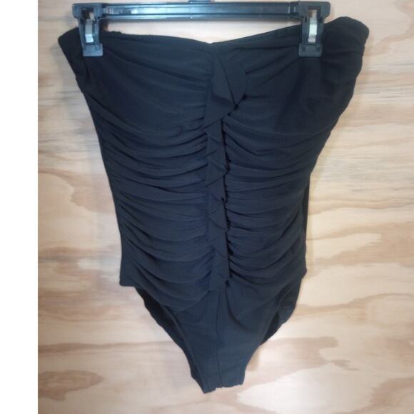 Women's Black Miraclesuit One Piece Bathing Suit 12 - Picture 1 of 2